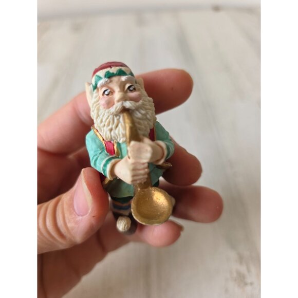 Vintage Santa saxophone band figurine Bell village Xmas decor - Picture 4 of 7